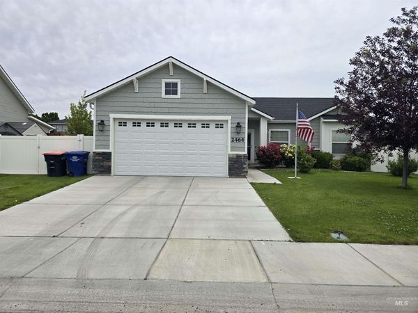 2464 Village St., Twin Falls, ID 83301