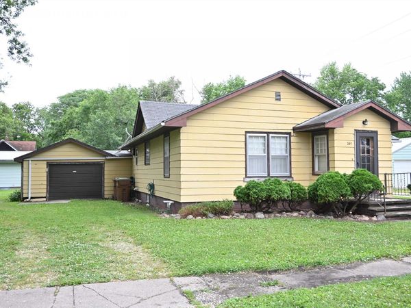 207 3rd Street S, Albert City, IA 50510