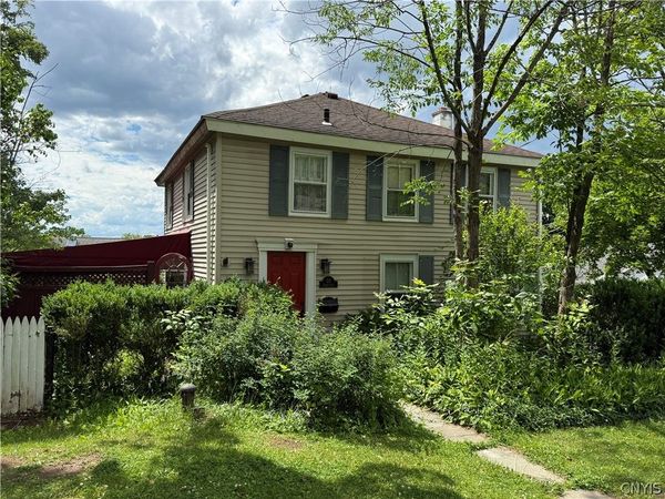 211 Center Street , Fayetteville, NY 13066