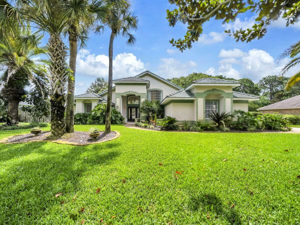 42 Indian Bayou Drive, Destin, FL 32541