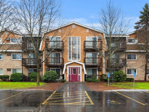 310 Brook Village Road, Unit 41, Nashua, NH 03062