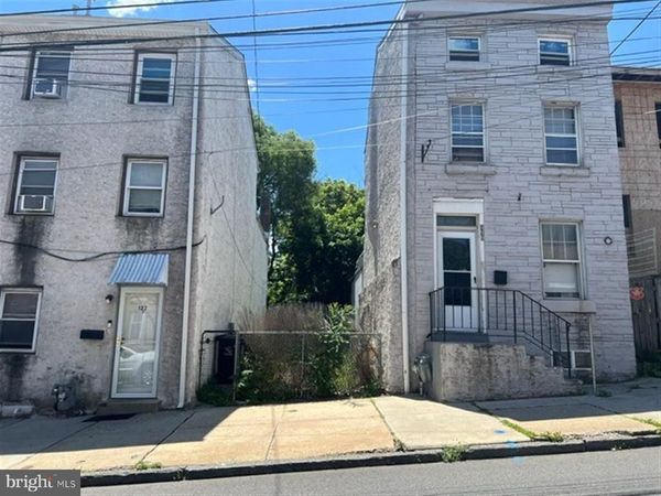 120 E MARSHALL STREET , NORRISTOWN, PA 19401