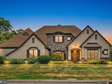114 MONTICELLO DRIVE, LEBANON, PA 17042