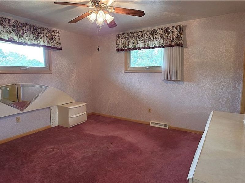 5911 Ralston Drive , Parma, OH 44129 Photo 23