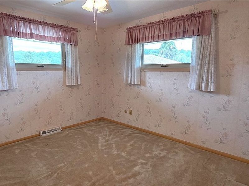 5911 Ralston Drive , Parma, OH 44129 Photo 33