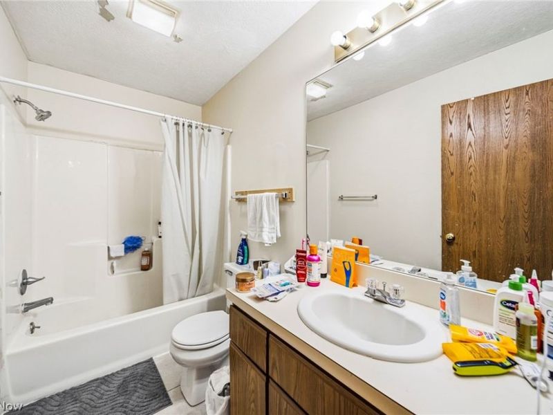 1543 Whitehall Boulevard, Kent, OH 44240 Photo 15