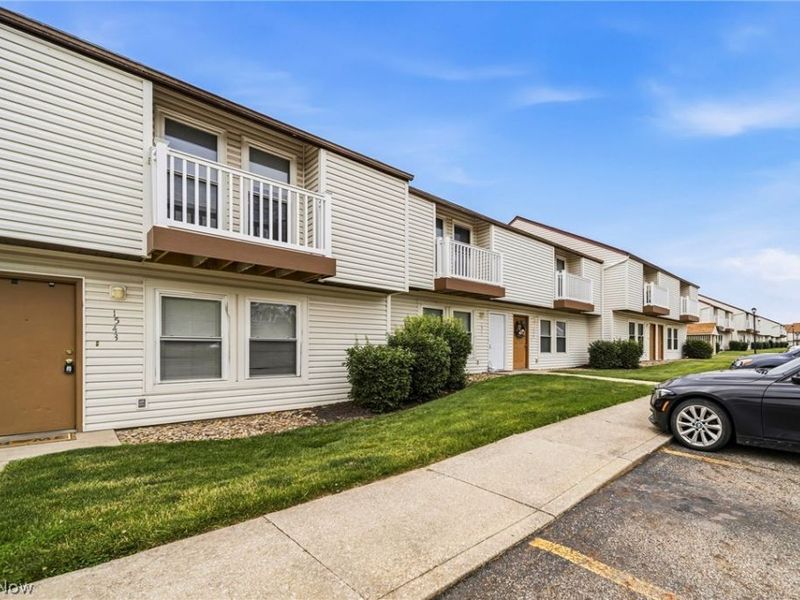 1543 Whitehall Boulevard, Kent, OH 44240 Photo 4