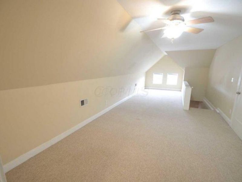 984.5 Hunter Avenue , Unit 984.5, Columbus, OH 43201 Photo 10