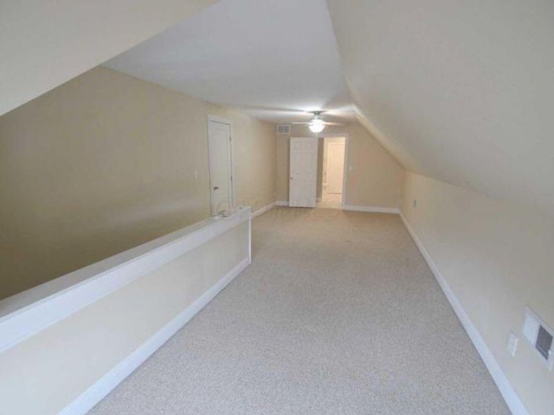 984.5 Hunter Avenue , Unit 984.5, Columbus, OH 43201 Photo 9