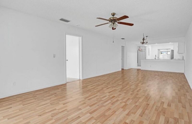524 Ponderosa Drive, Unit 33e, Fort Pierce, FL 34982 Photo