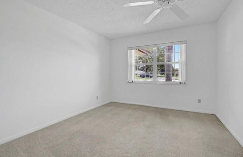 524 Ponderosa Drive, Unit 33e, Fort Pierce, FL 34982 Photo