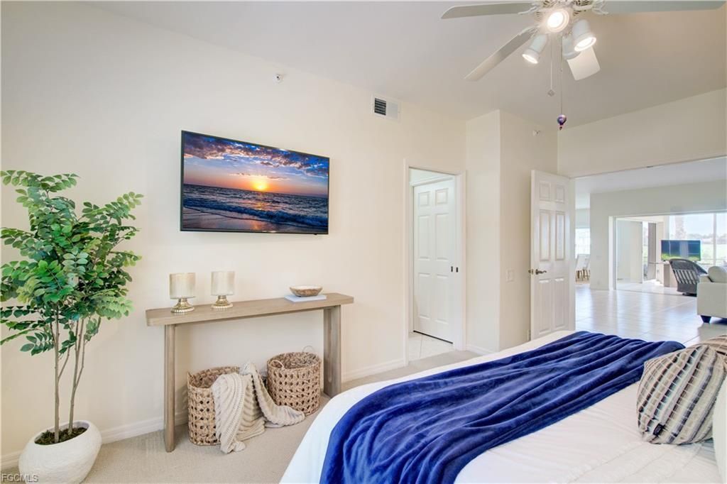 28044 Cavendish Court, Unit 5802, Bonita Springs, FL 34135 Photo