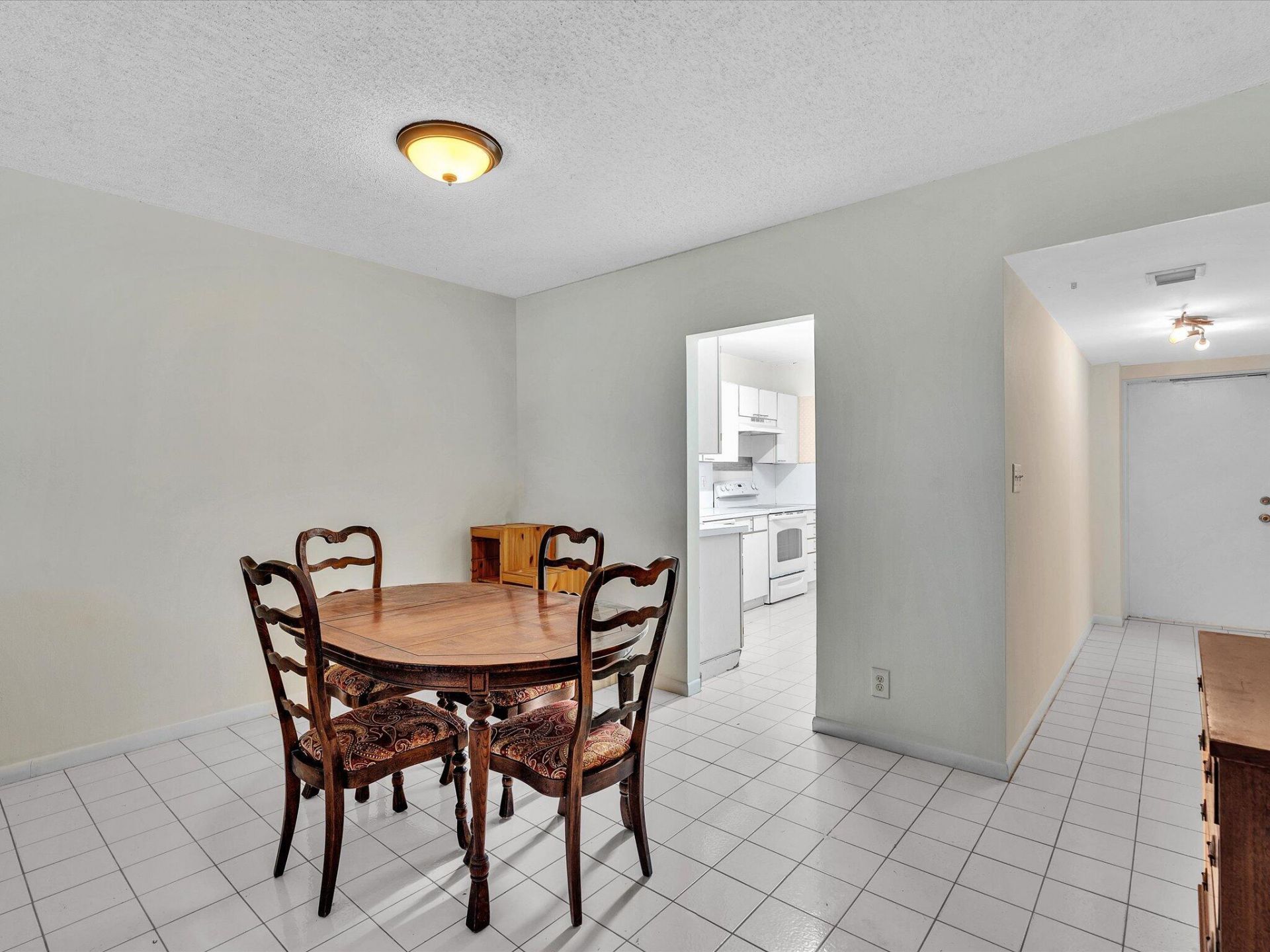 9101 W Sample Road, Unit 204, Coral Springs, FL 33065 Photo