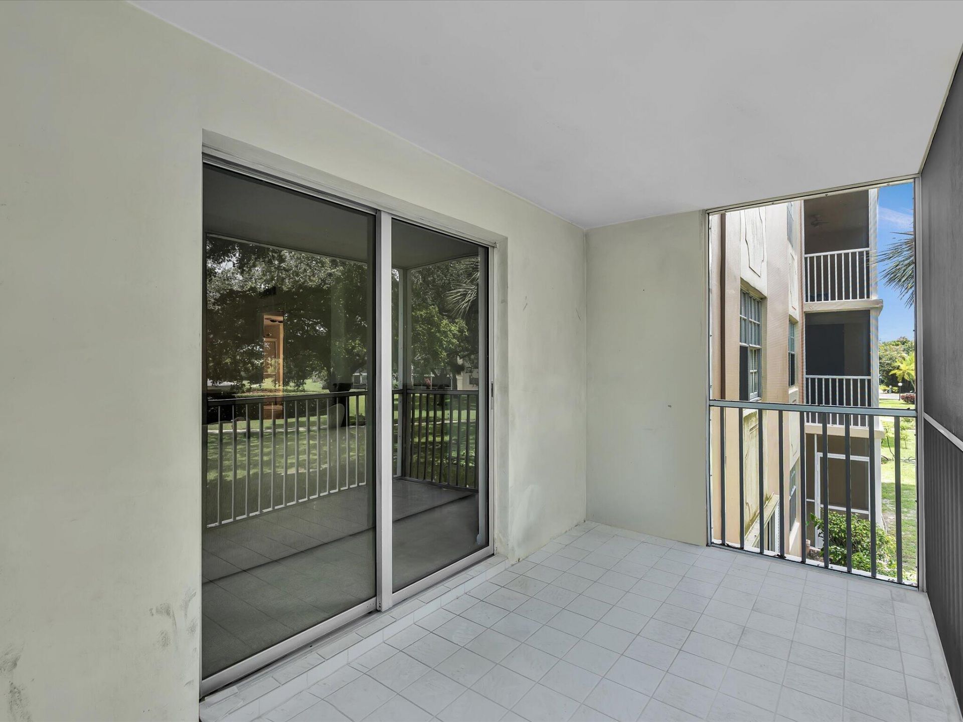 9101 W Sample Road, Unit 204, Coral Springs, FL 33065 Photo