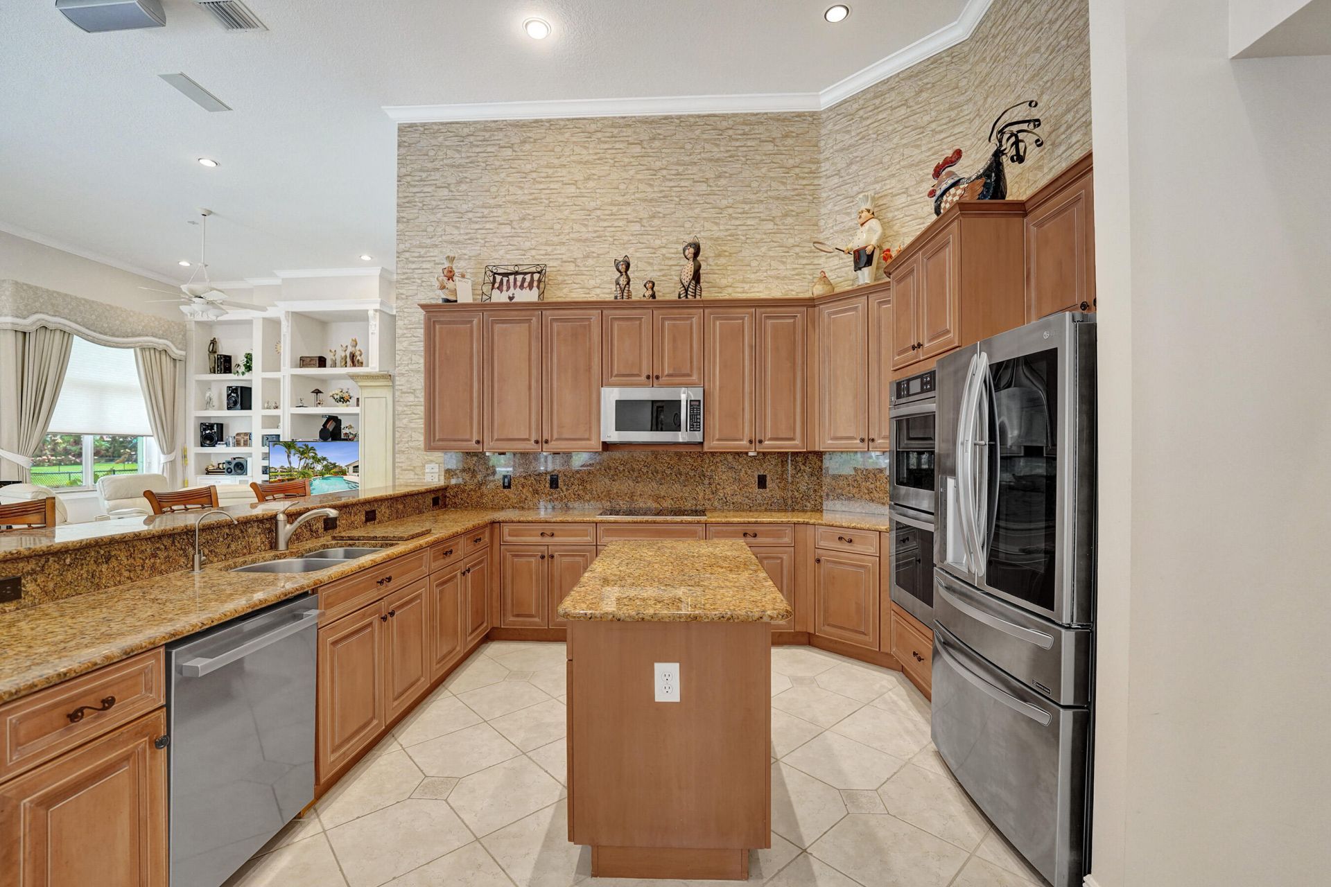 13027 SW 41st Street, Davie, FL 33330 Photo