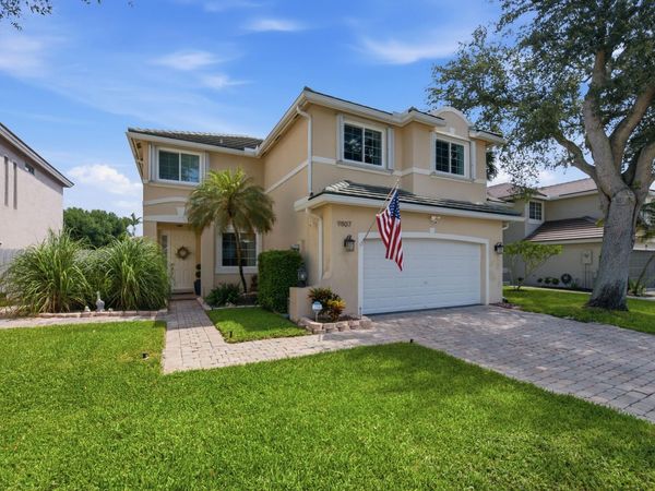 9807 NW 20th Street, Pembroke Pines, FL 33024
