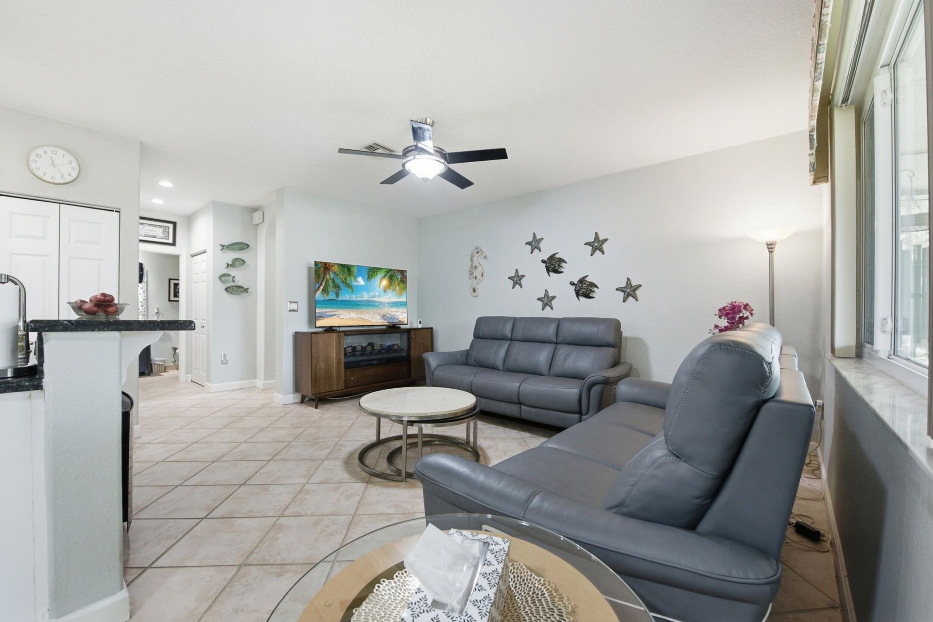 9807 NW 20th Street, Pembroke Pines, FL 33024 Photo