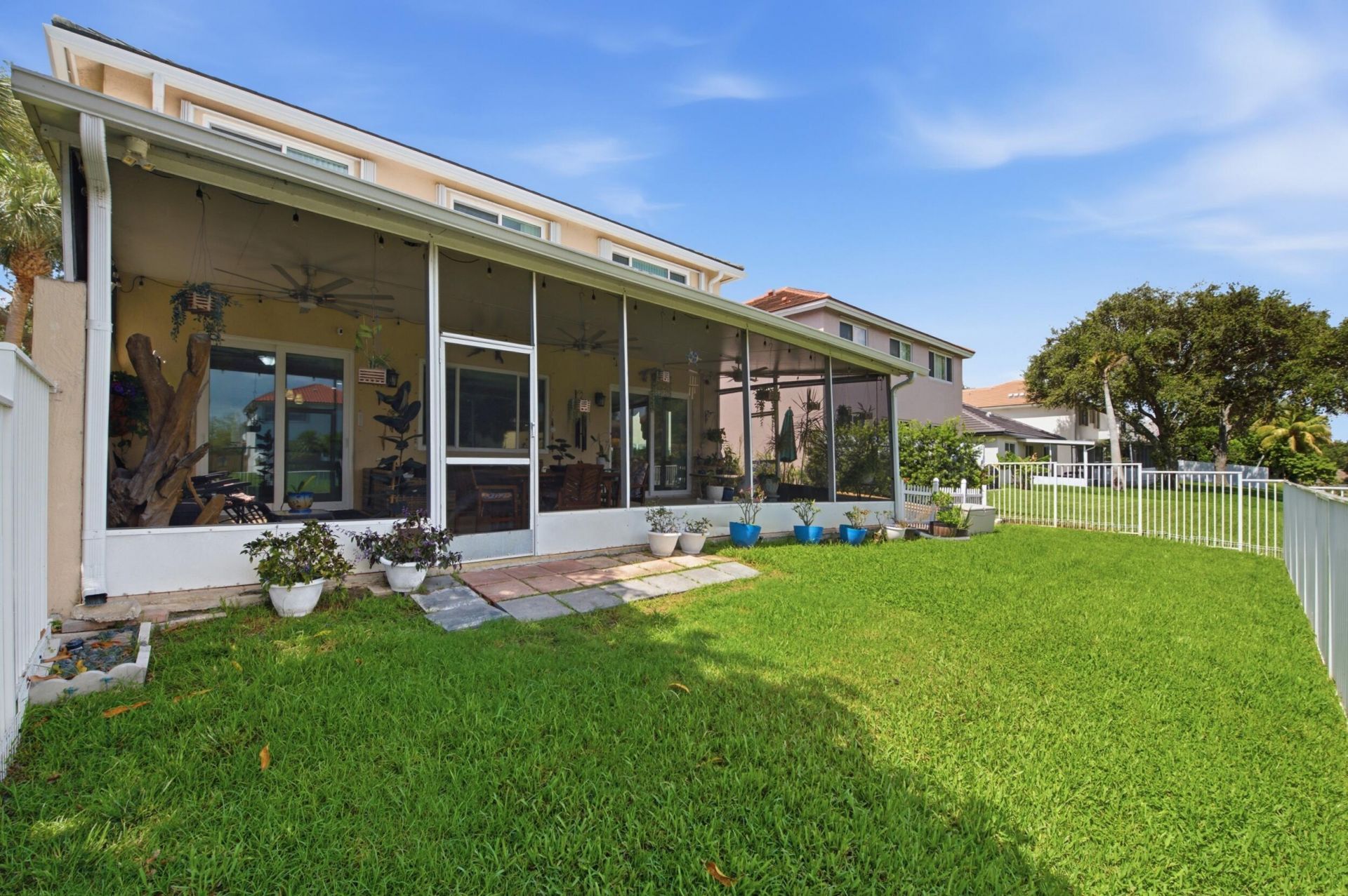9807 NW 20th Street, Pembroke Pines, FL 33024 Photo