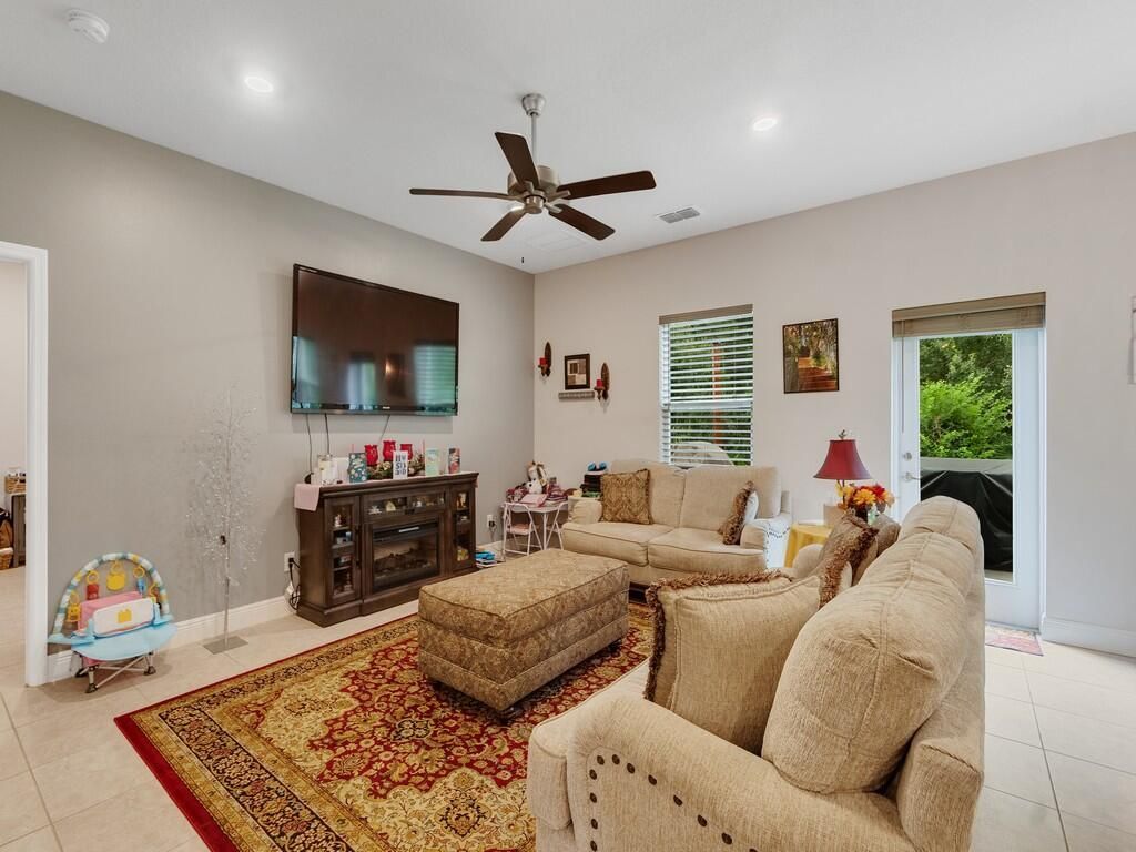 710 NE Turtleback Trail, Port Saint Lucie, FL 34983 Photo