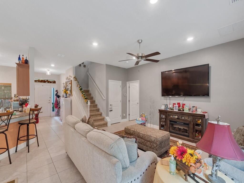 710 NE Turtleback Trail, Port Saint Lucie, FL 34983 Photo