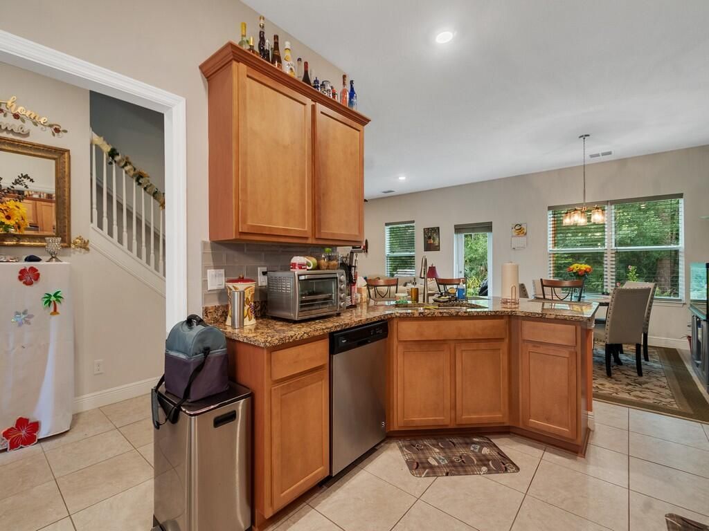 710 NE Turtleback Trail, Port Saint Lucie, FL 34983 Photo
