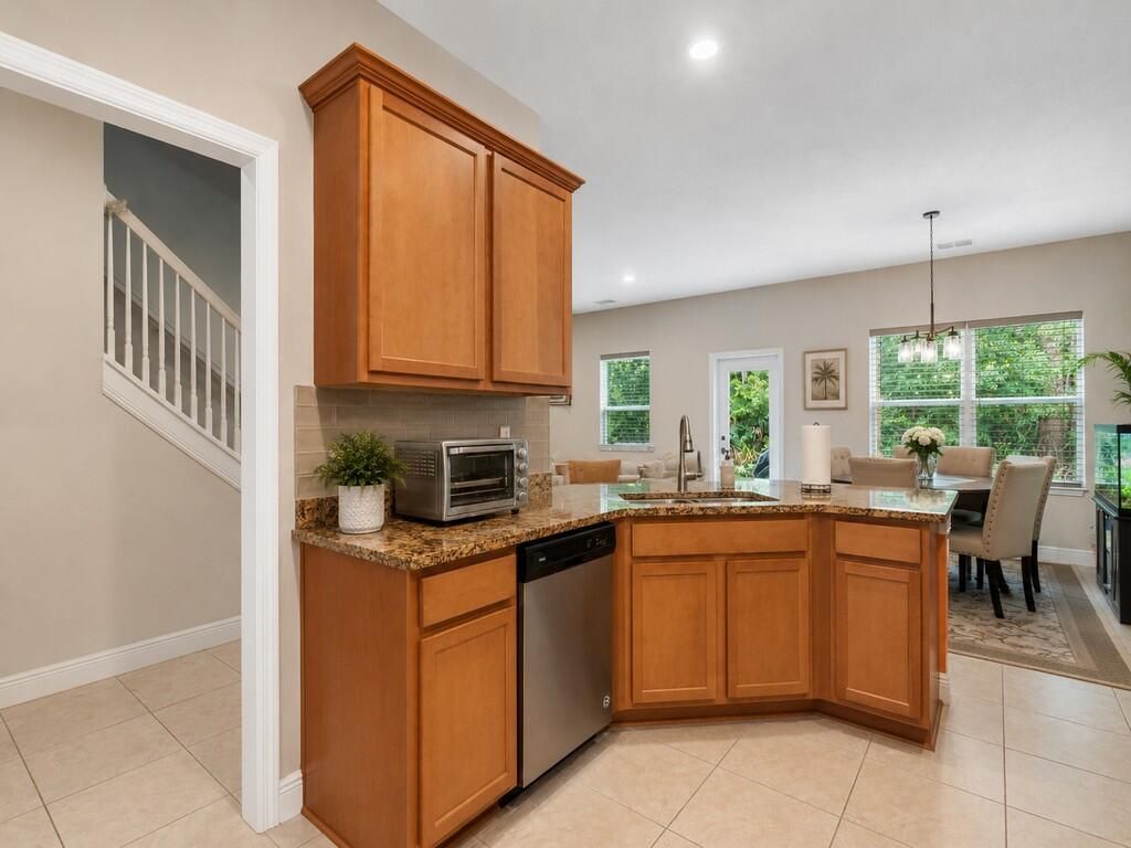 710 NE Turtleback Trail, Port Saint Lucie, FL 34983 Photo