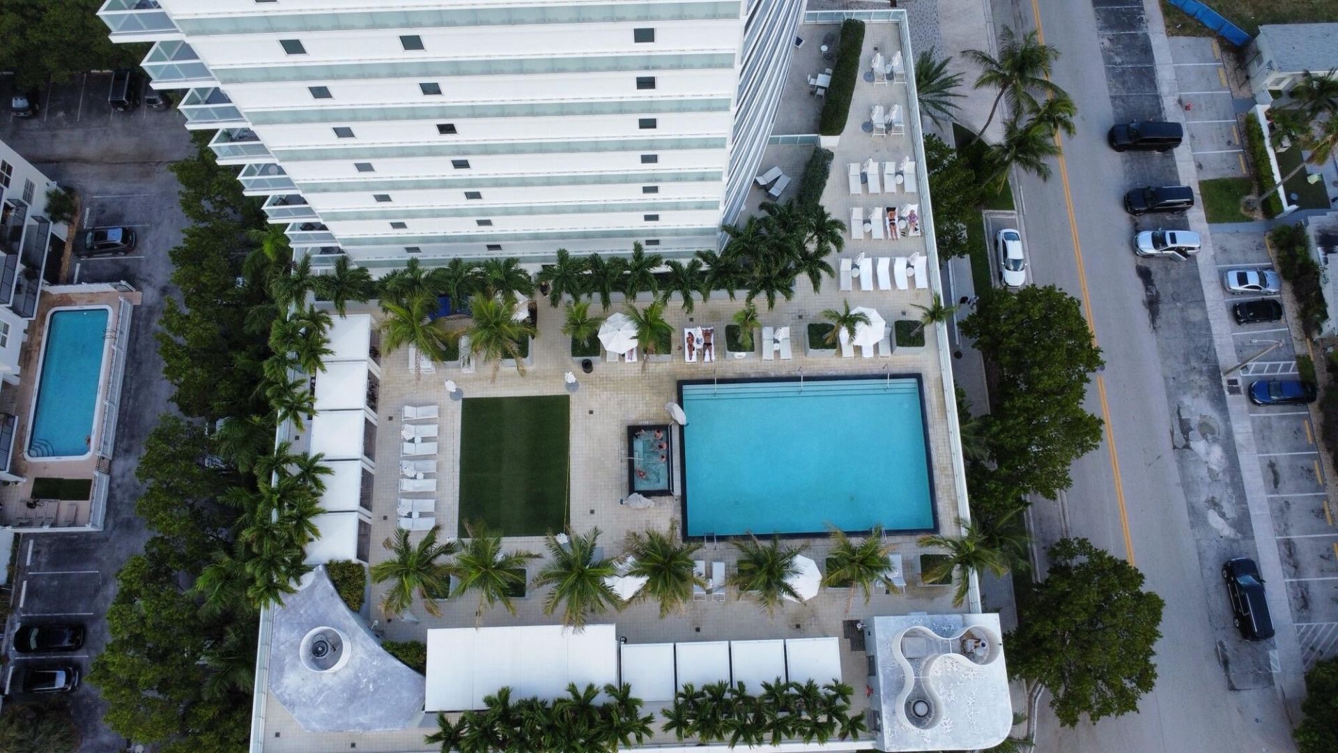 3000 Riomar Street, Unit 210, Fort Lauderdale, FL 33304 Photo