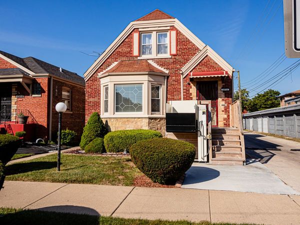 10714 S Eberhart Avenue, Chicago, IL 60628