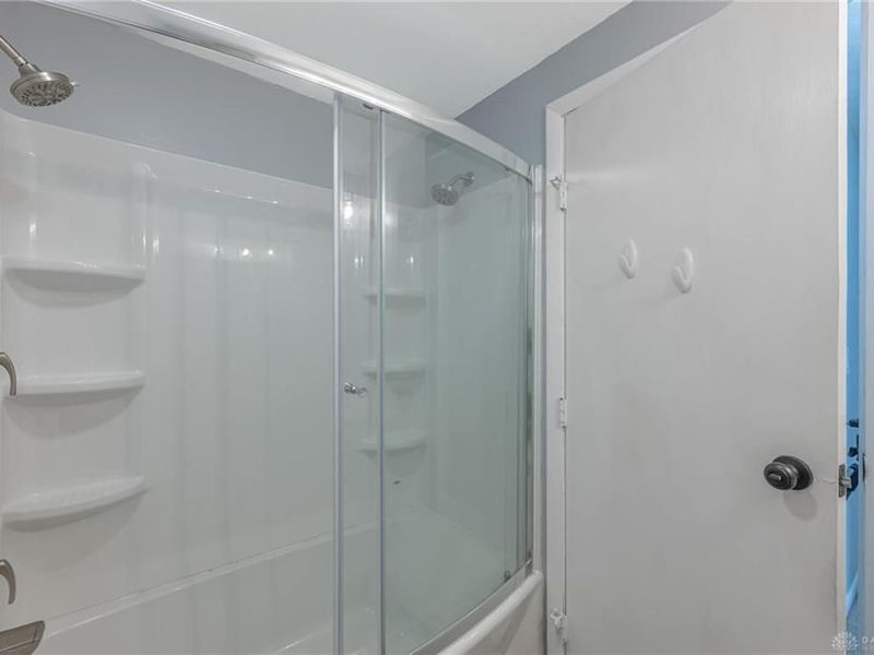7042 Cliffstone Drive, Huber Heights, OH 45424 Photo 17