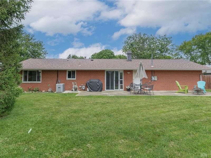 7042 Cliffstone Drive, Huber Heights, OH 45424 Photo 28
