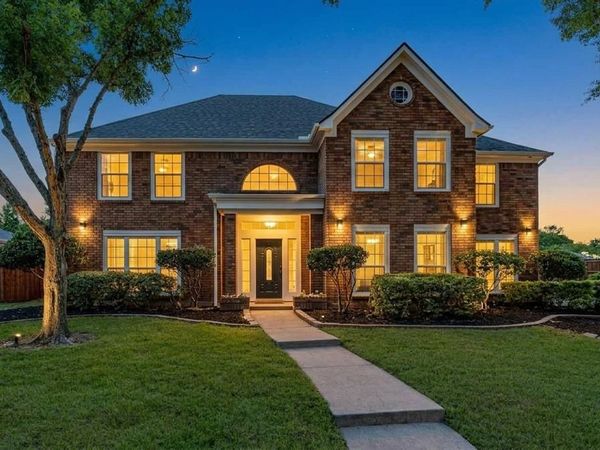 725 Tartan Trail, Highland Village, TX 75077