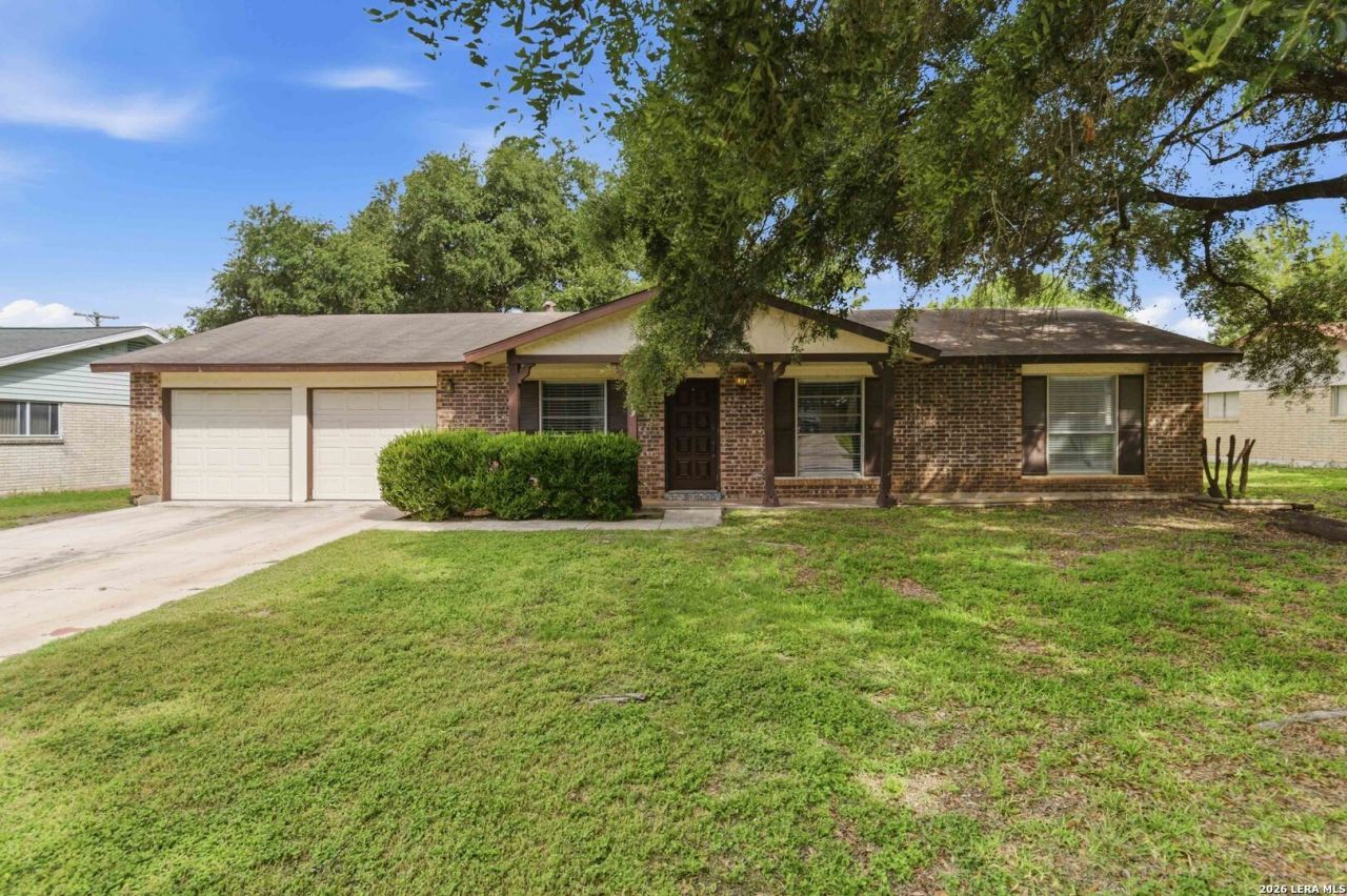 5719 Creekwood St, San Antonio, TX 78233 Main Photo