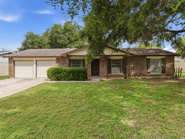 5719 Creekwood St, San Antonio, TX 78233