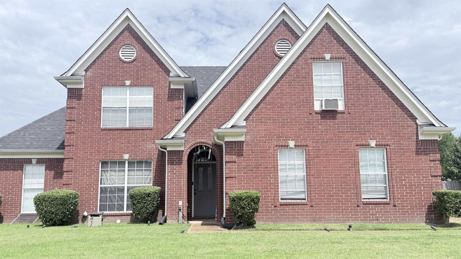 4828 Wemberley Dr, Memphis, TN 38125 Main Photo
