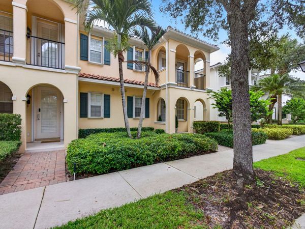 213 Barcelona Drive, Jupiter, FL 33458