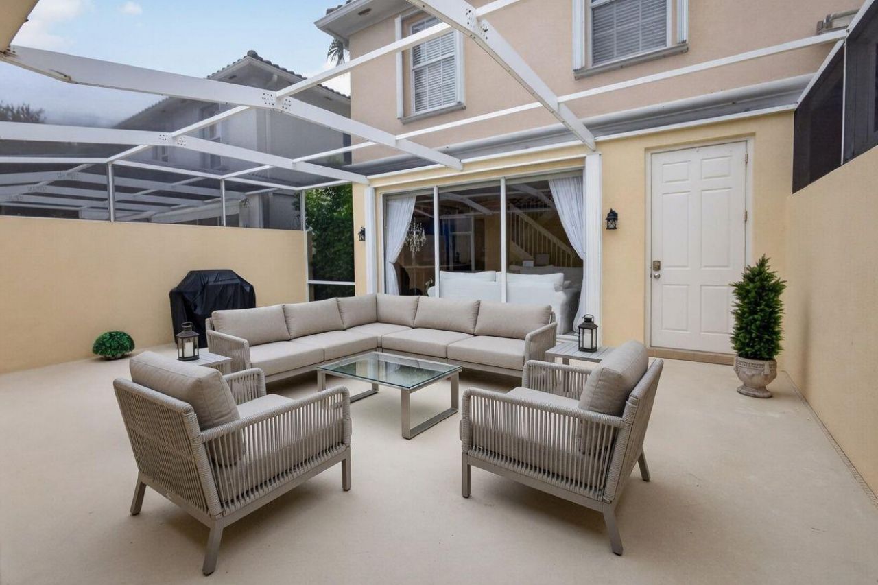 213 Barcelona Drive, Jupiter, FL 33458 Photo