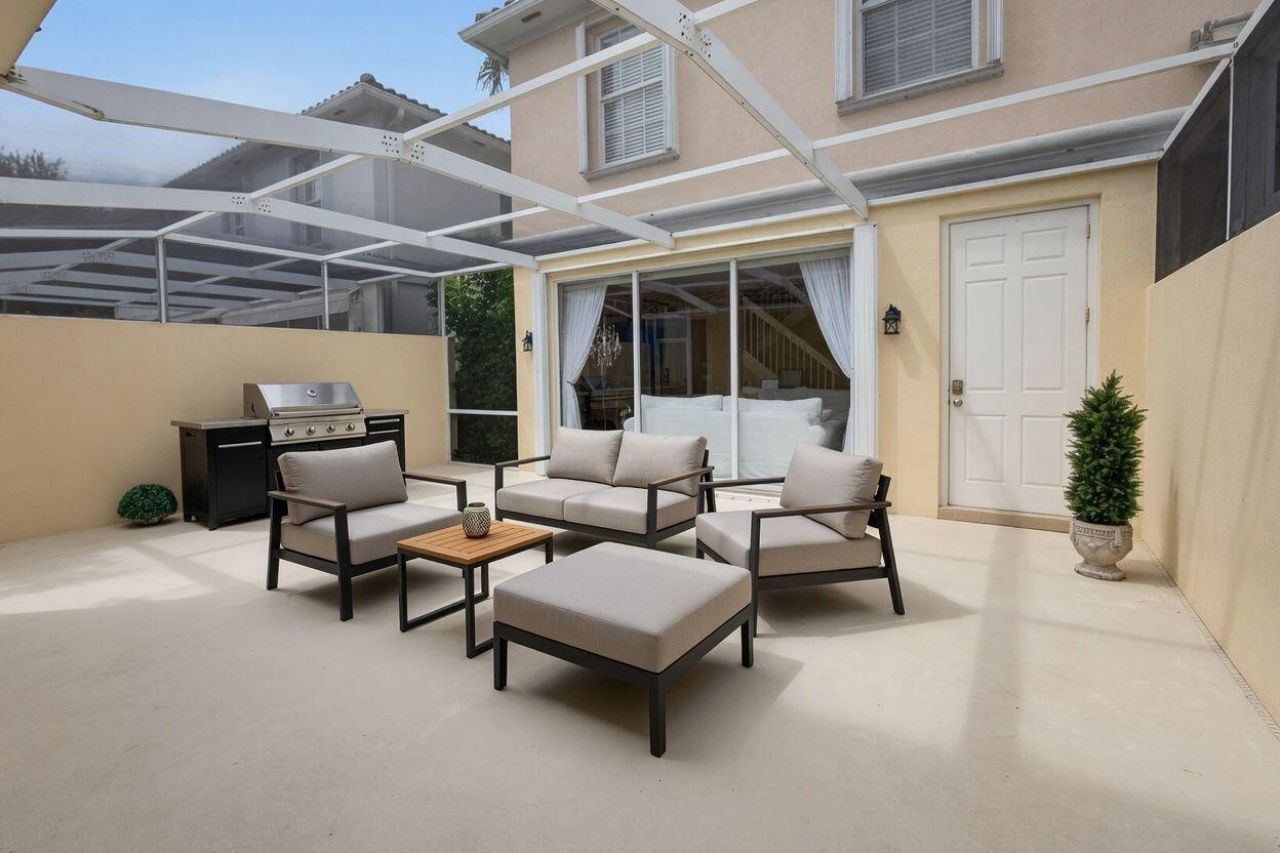 213 Barcelona Drive, Jupiter, FL 33458 Photo