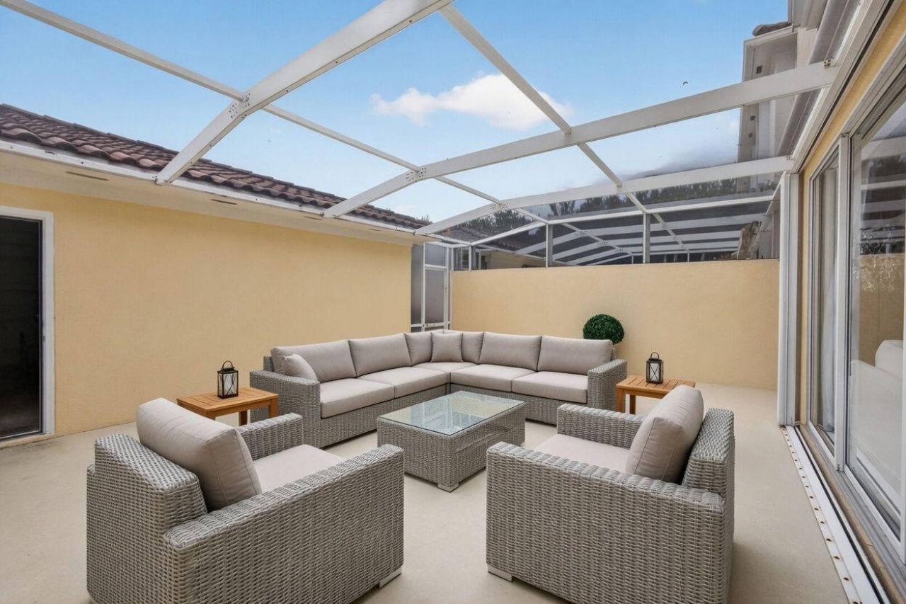 213 Barcelona Drive, Jupiter, FL 33458 Photo