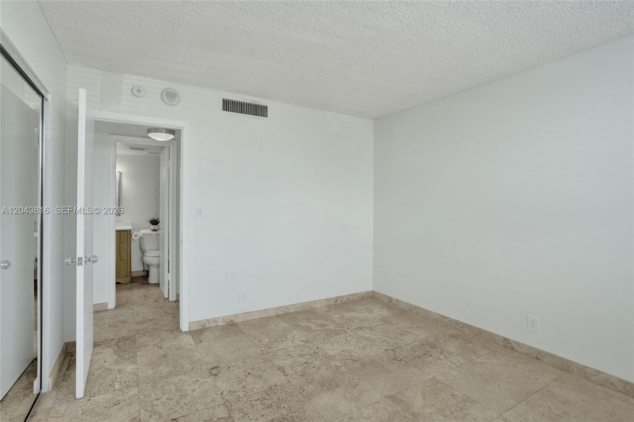2639 N Riverside Dr , Unit 206, Pompano Beach, FL 33062 Photo