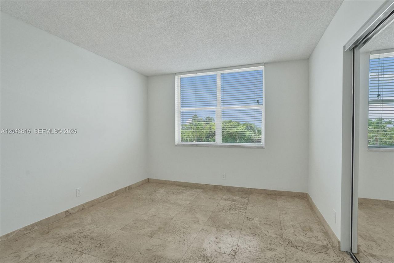 2639 N Riverside Dr , Unit 206, Pompano Beach, FL 33062 Photo
