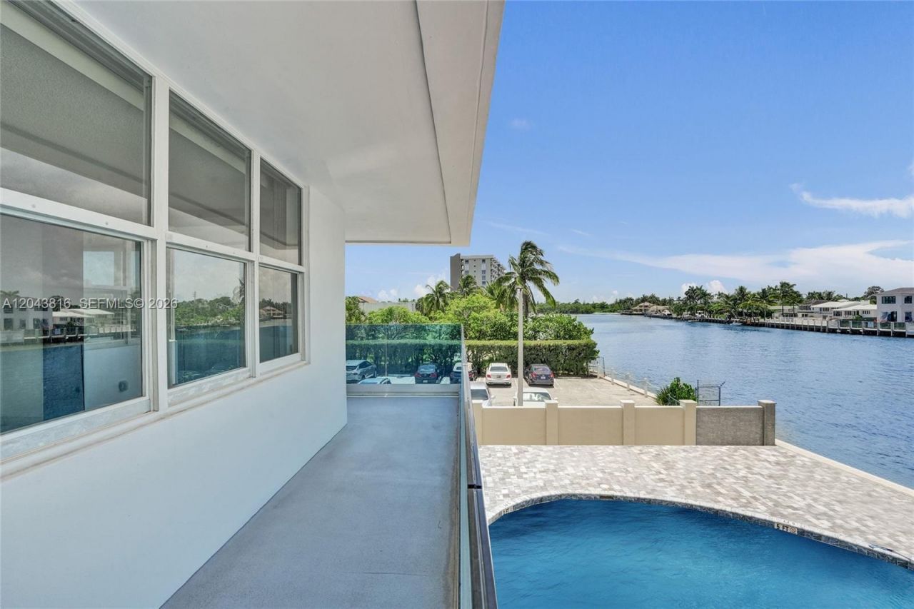 2639 N Riverside Dr , Unit 206, Pompano Beach, FL 33062 Photo