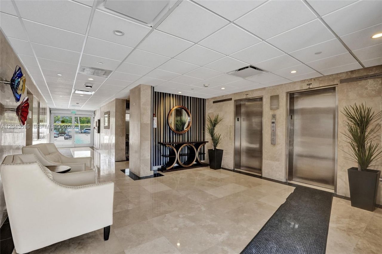 2639 N Riverside Dr , Unit 206, Pompano Beach, FL 33062 Photo