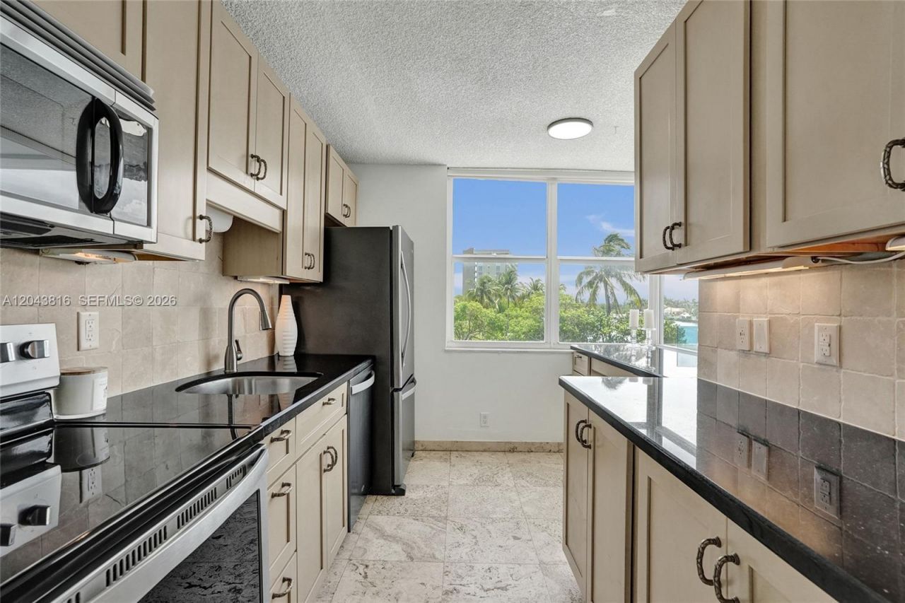 2639 N Riverside Dr , Unit 206, Pompano Beach, FL 33062 Photo