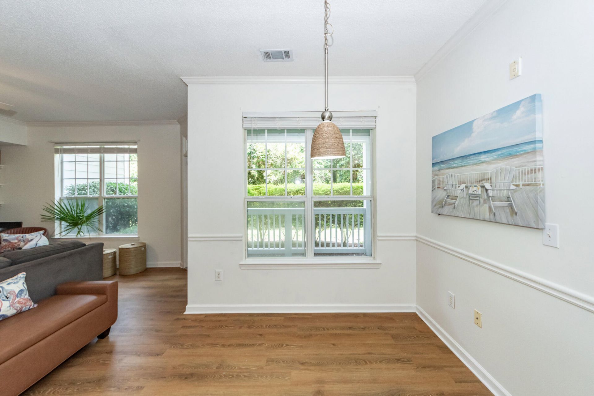 45 Sycamore Avenue Photo 10