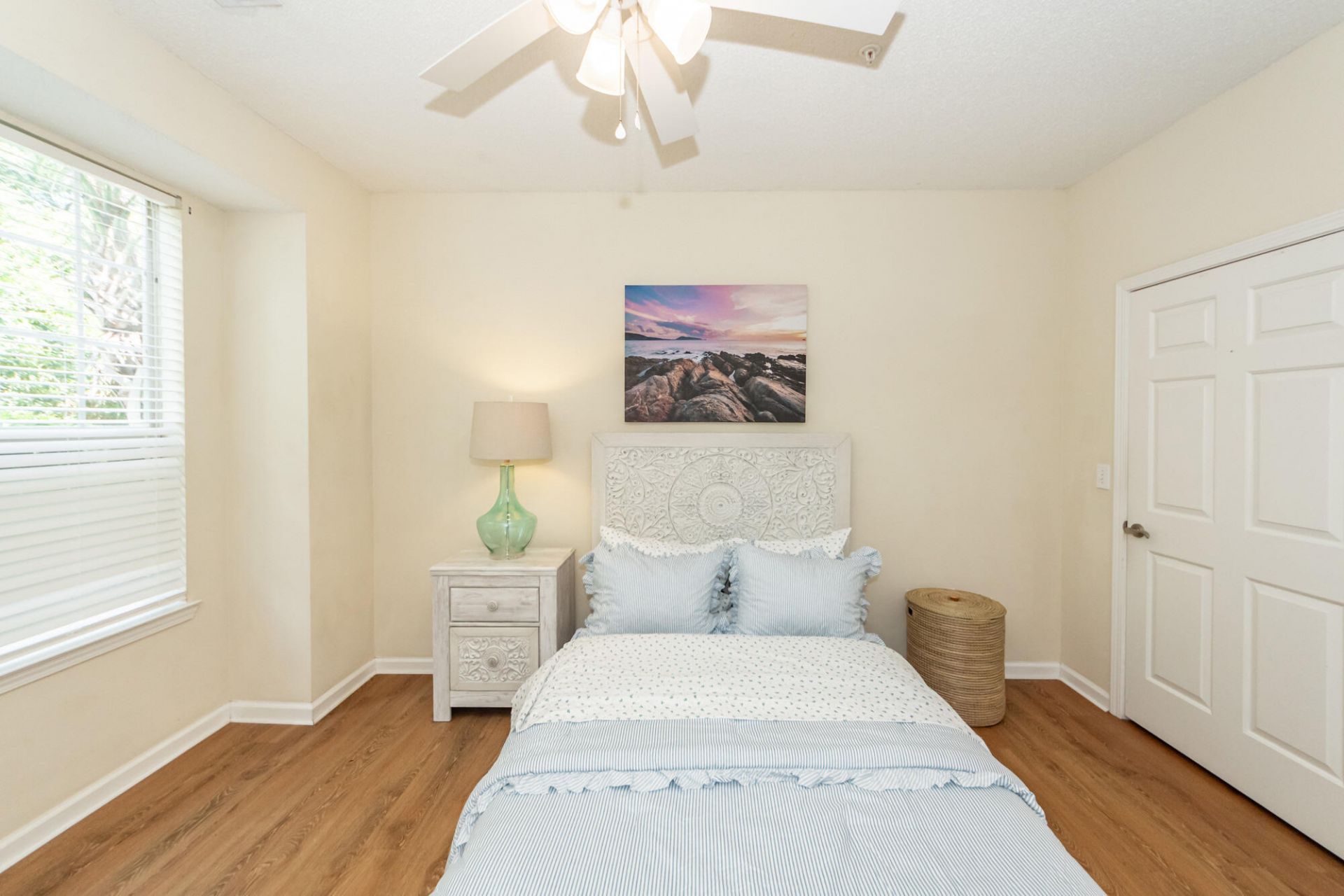 45 Sycamore Avenue Photo 15