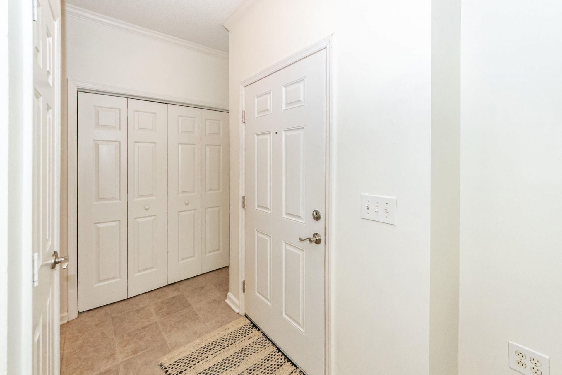 45 Sycamore Avenue Photo 4
