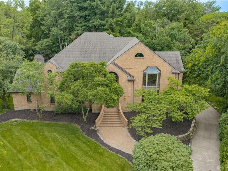 514 Shambord Circle, Kettering, OH 45429 Photo 2