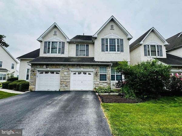 27 LINCOLN DRIVE , DOWNINGTOWN, PA 19335