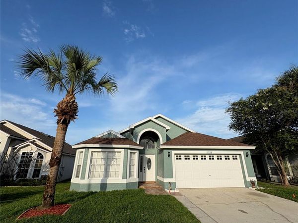 11215 CRYSTAL GLEN BOULEVARD , ORLANDO, FL 32837