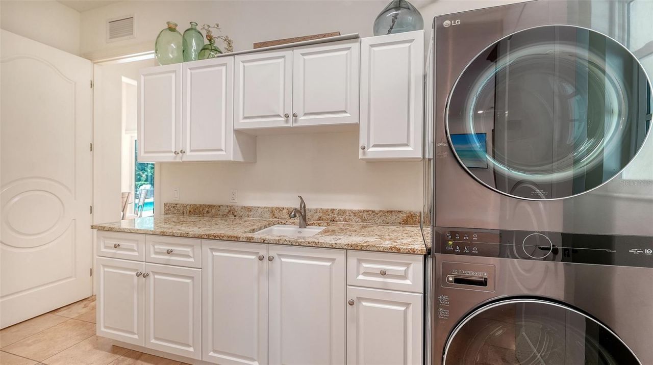 4981 Hubner Circle, Sarasota, FL 34241 Photo